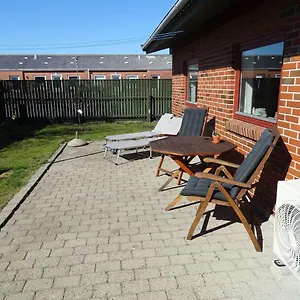 https://fin-lejlighed-med-lukket-have.skagenhotels.net